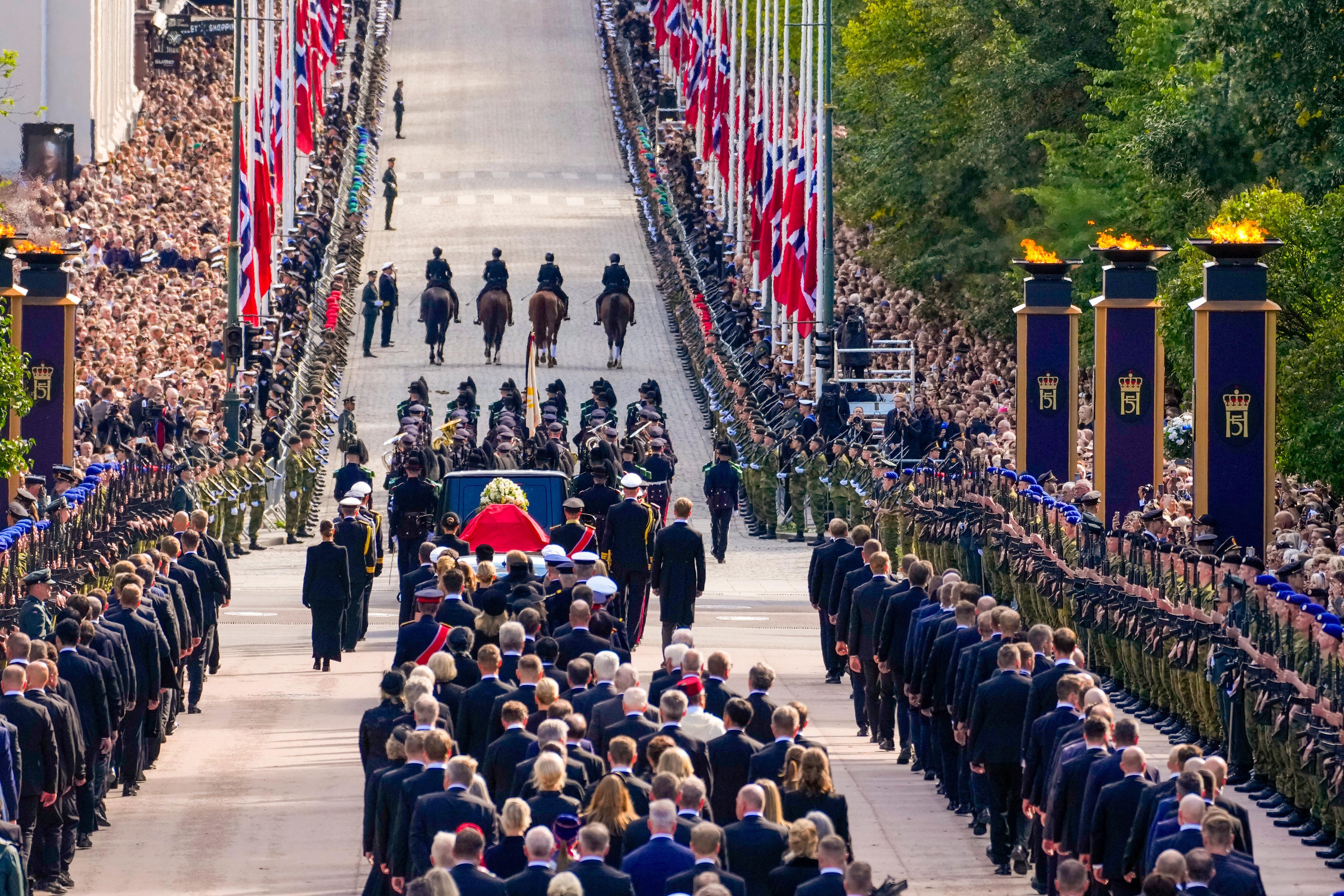 Heads of state and royal families bid farewell to King Harald V