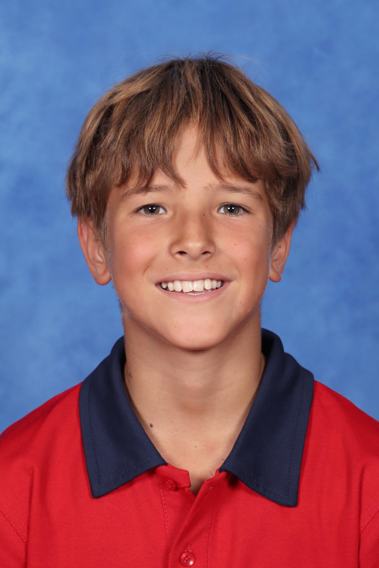 Nico Antic sorri para a câmera, o menino de 12 anos morreu seis dias depois de ser mordido por um tubarão em Vaucluse