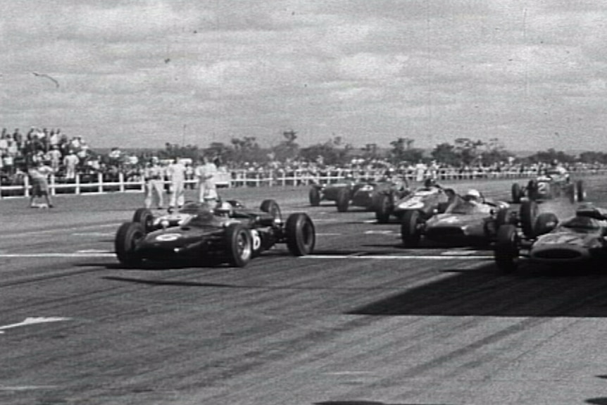 Archival footage from the 1962 Australian Grand Prix