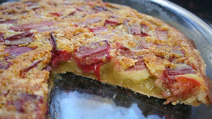 Rhubarb custard pie - ABC News