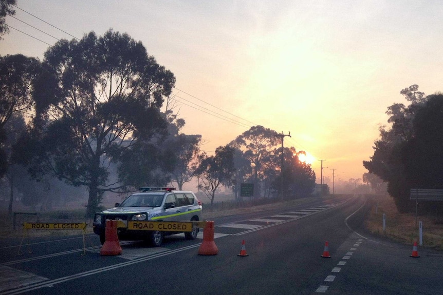 Police road block at Forcett during the bushfires on the Tasman Peninsula.