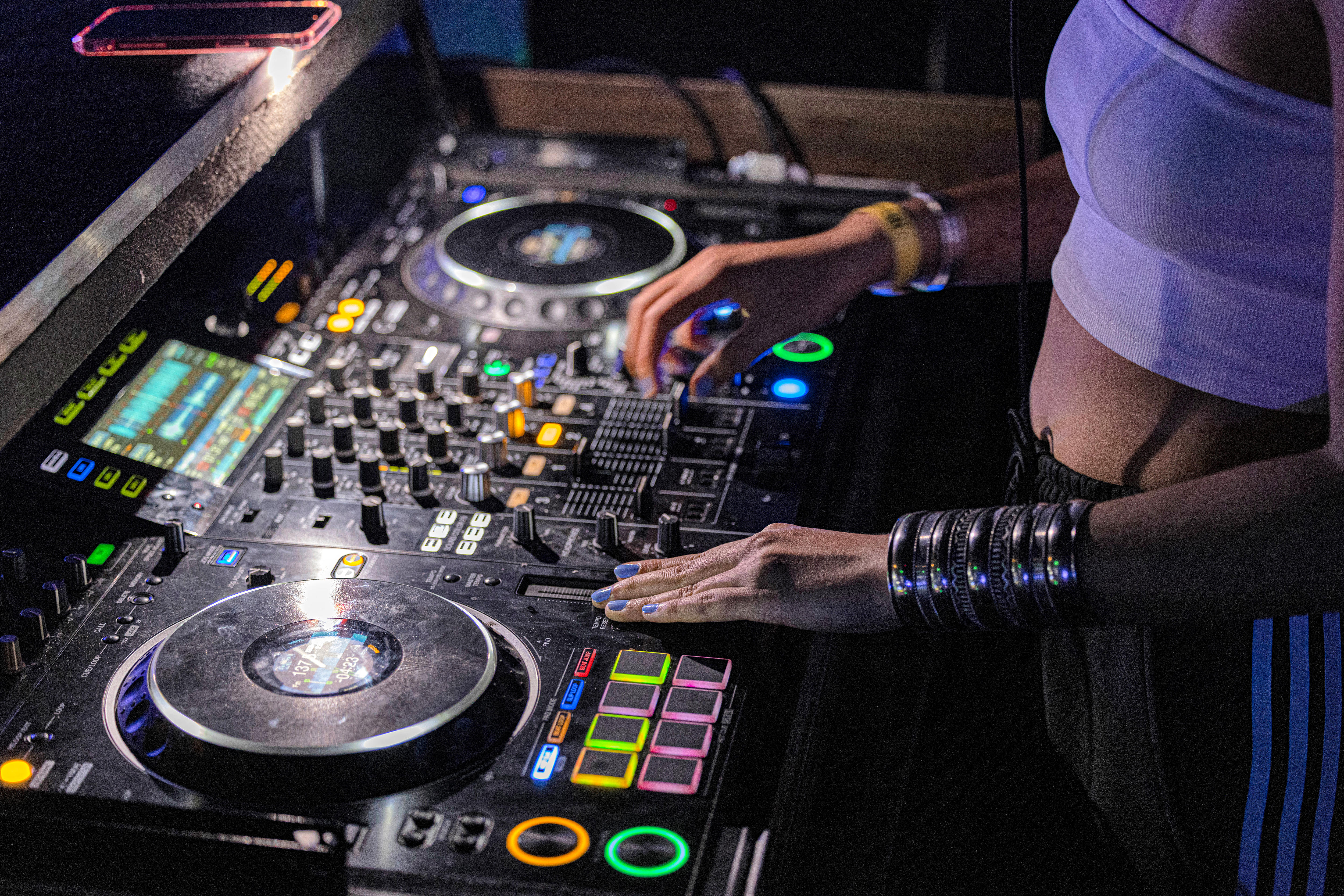 Egypt's female DJs creating inclusive dance floors for electronic music