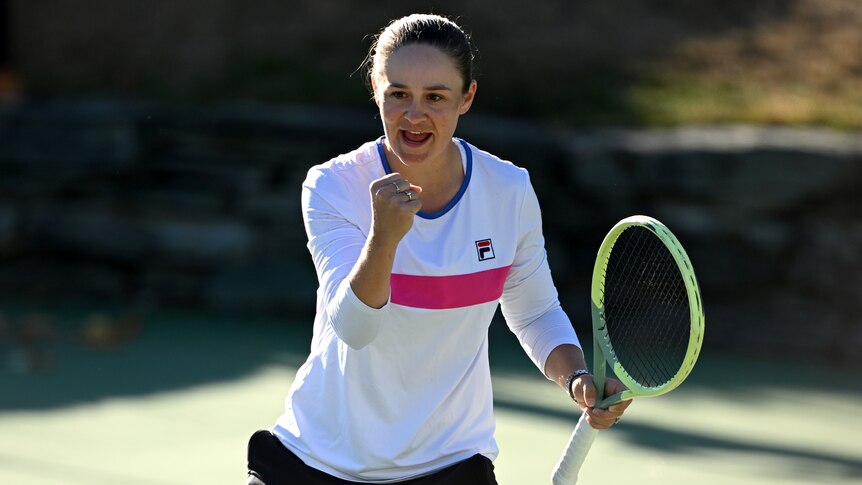 Ash Barty pumps her first during practice
