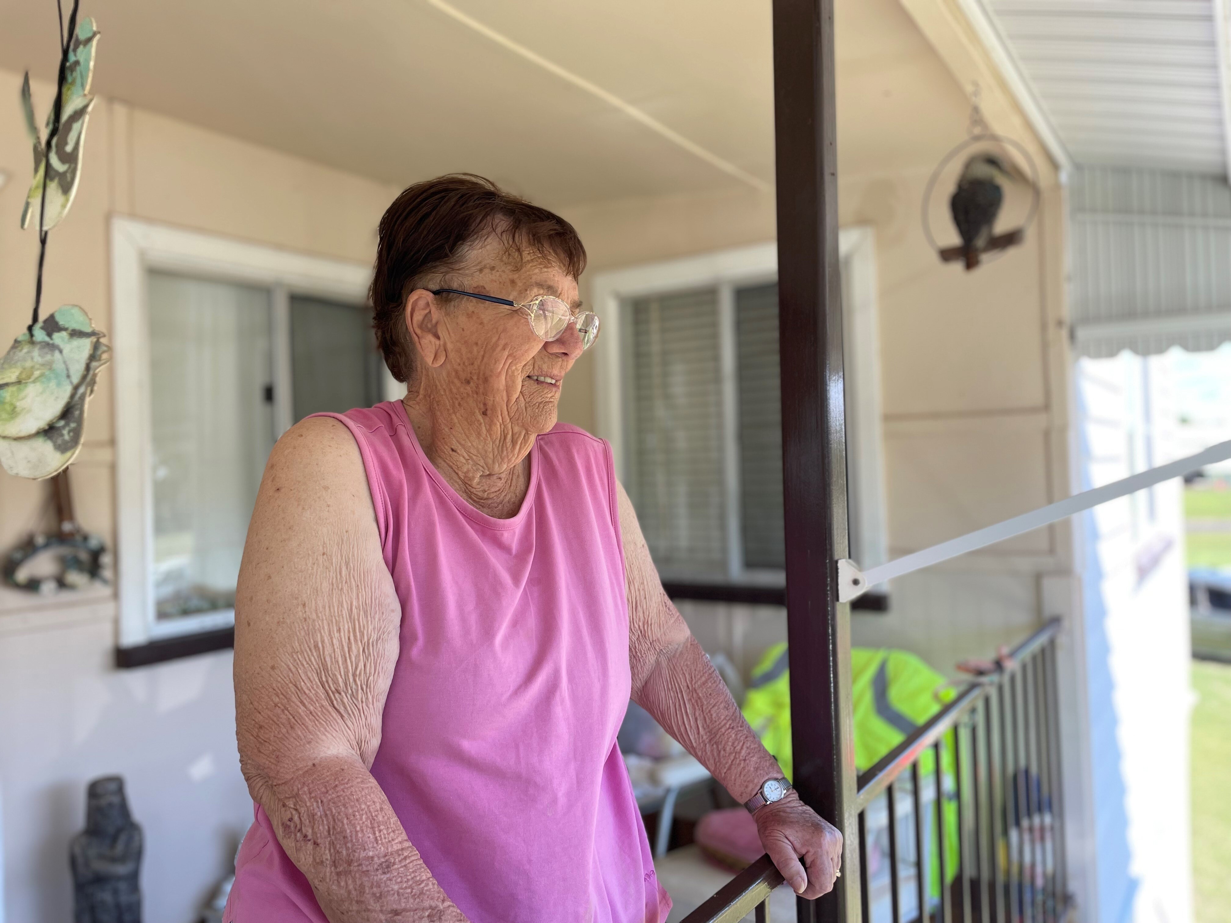 Clean-up begins for flood-affected residents of Inglewood - ABC News