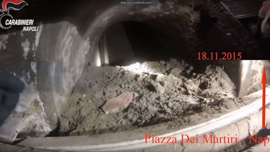 Police footage from inside Naples sewer used by would-be jewel thieves