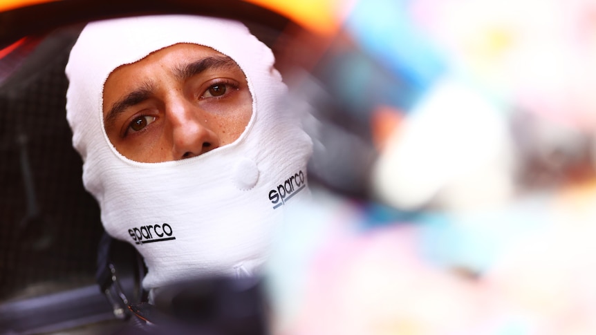 Daniel Ricciardo starts F1 Miami Grand Prix 14th Ferrari on front row – ABC News
