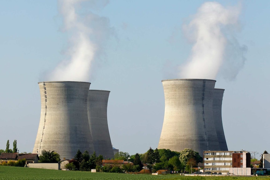 La centrale nucleare EDF a Bougies, Francia