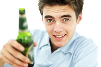 File photo: Teen drinking beer (Getty Creative Images)