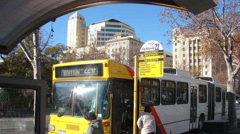 An Adelaide bus on King William Road