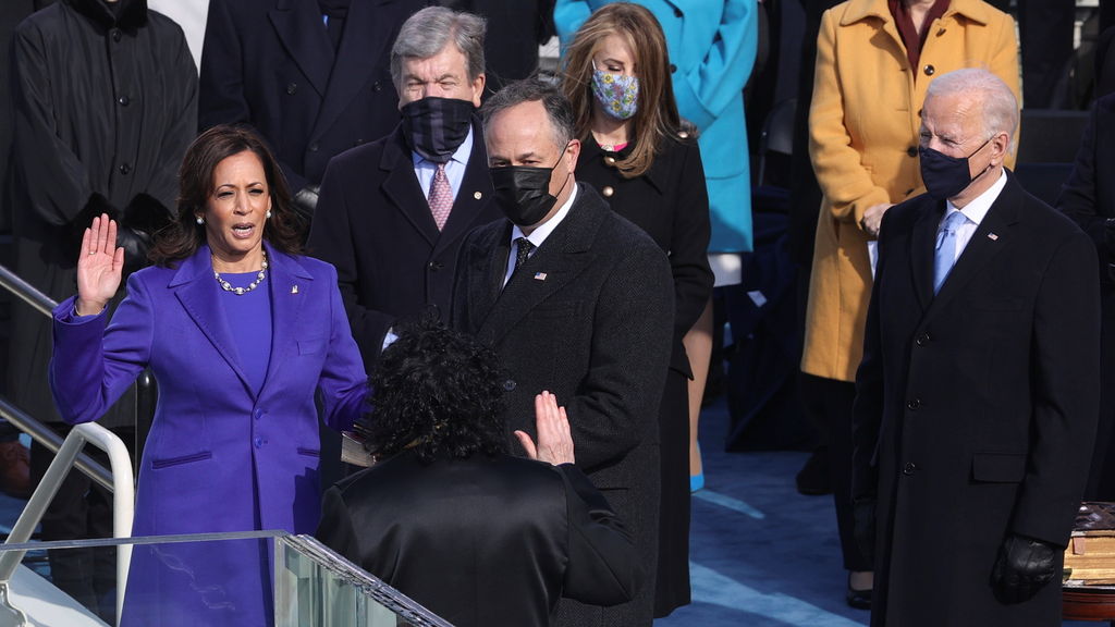 Kamala Harris Becomes First Black Person, First Asian American Sworn In ...