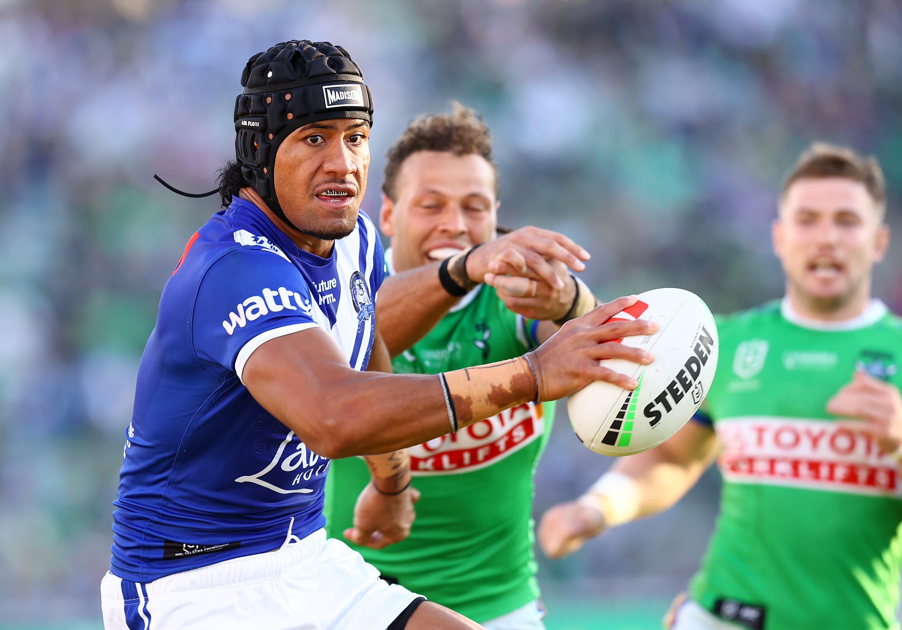 Live: Bulldogs look to shrug off drama-filled week against Raiders