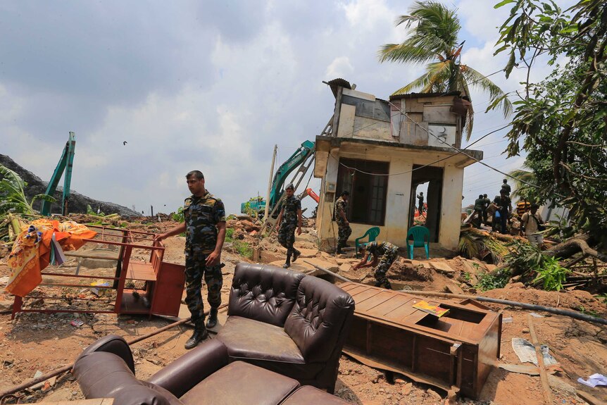 Sri Lanka garbage house