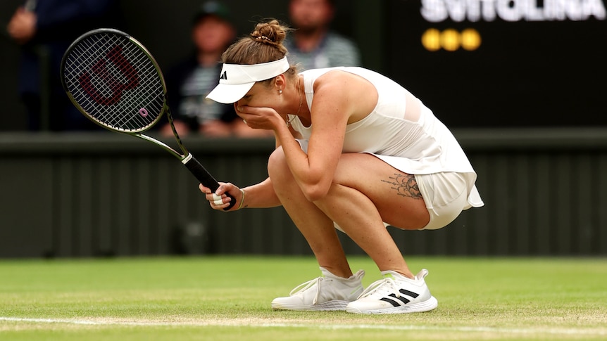 Elina Svitolina surprend la numéro un mondiale Iga Swiatek pour se qualifier pour les demi-finales de Wimbledon