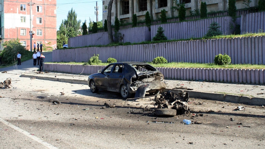 Investigators in Dagestan work at scene of car bomb blast