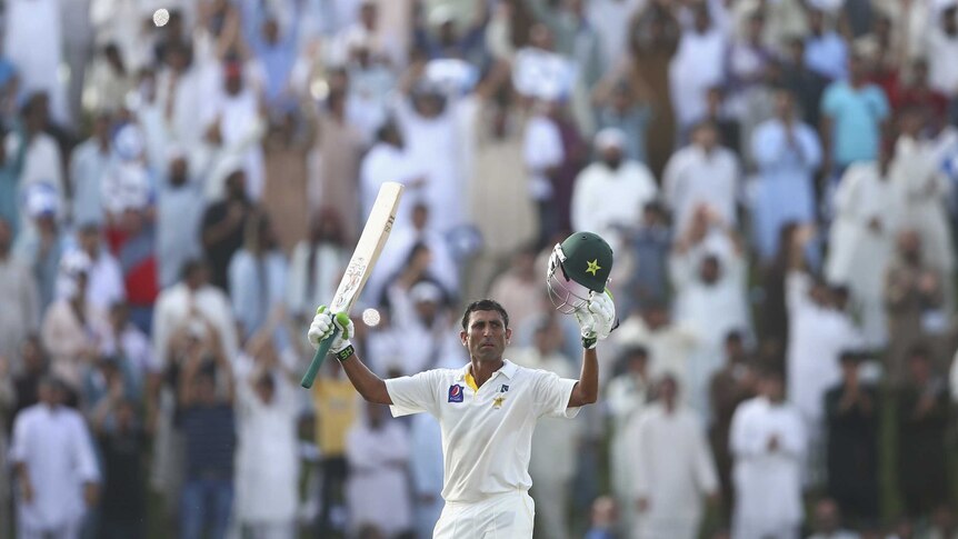 Younis Khan celebrates his double ton against Australia