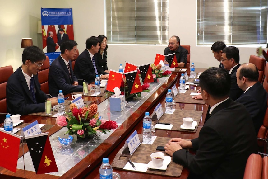PM Peter O'Neill meets with officials from China Railroad Group.