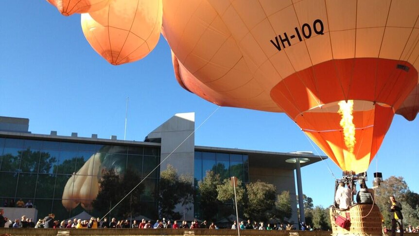 Skywhale balloon is fired up in Canberra