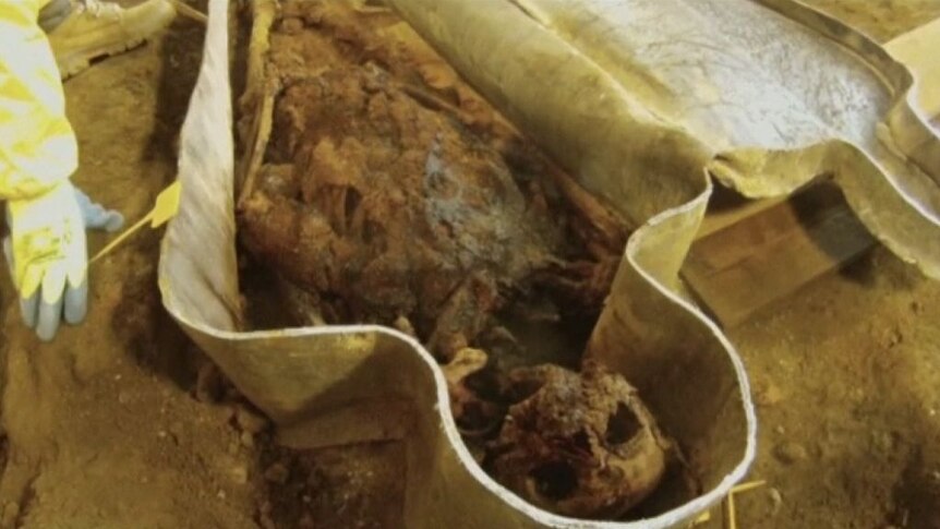 Archaeologists find preserved 350-year old corpse in France