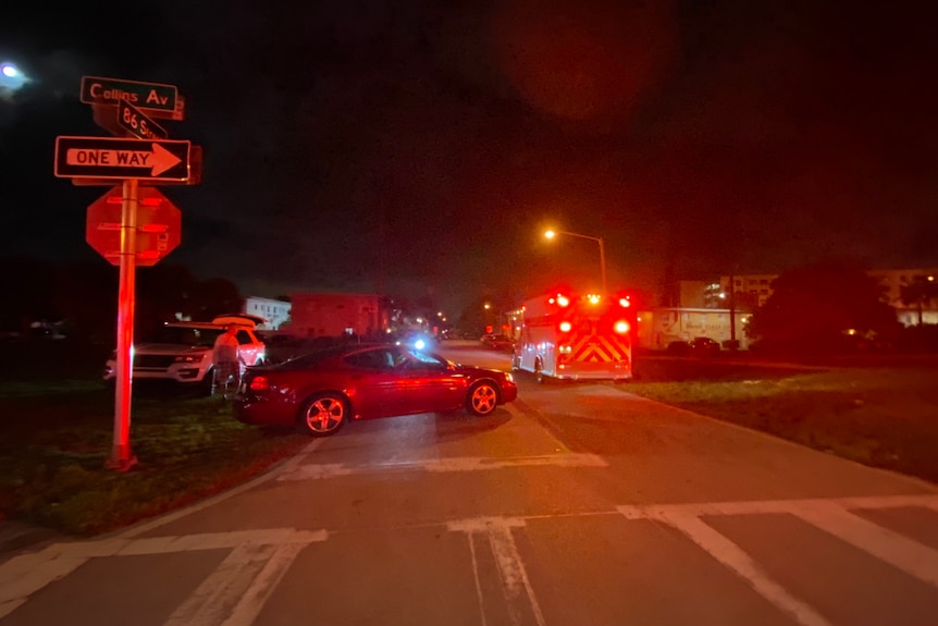 Miami-Dade Fire Rescue a declarat că peste 80 de unități se aflau la fața locului.