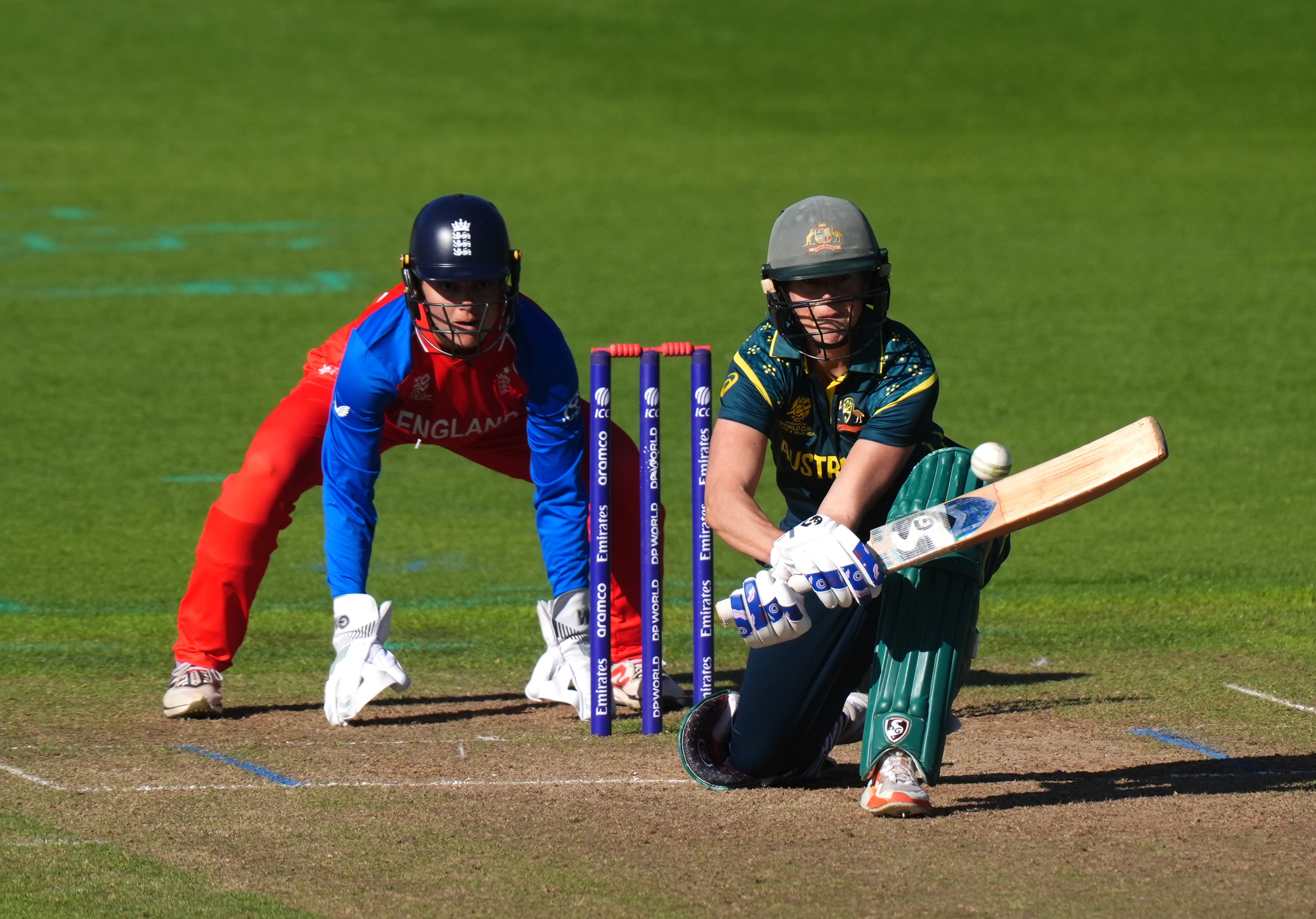 Aussies dominate England in Women's T20 World Cup 