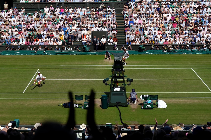 Wide shot of the men's singles final at Wimbledon