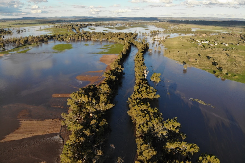 An aerial shot of an overflowing river near Texas.