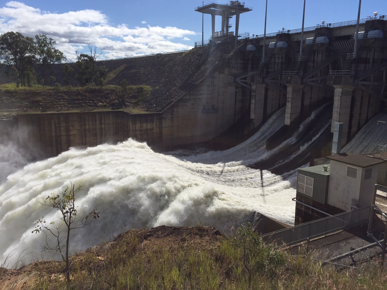 Brisbane's Rapidly Rising Wivenhoe Dam Releases Water…