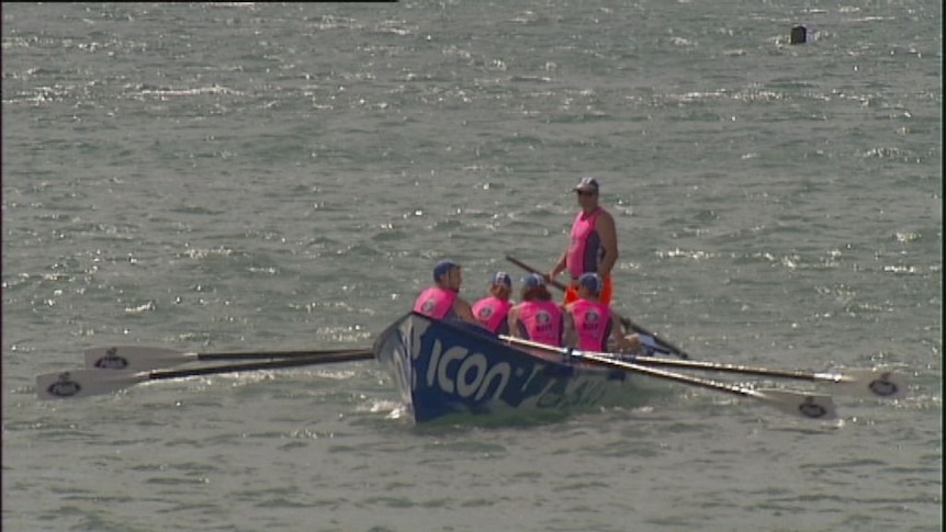 Safety focus at surf rowing