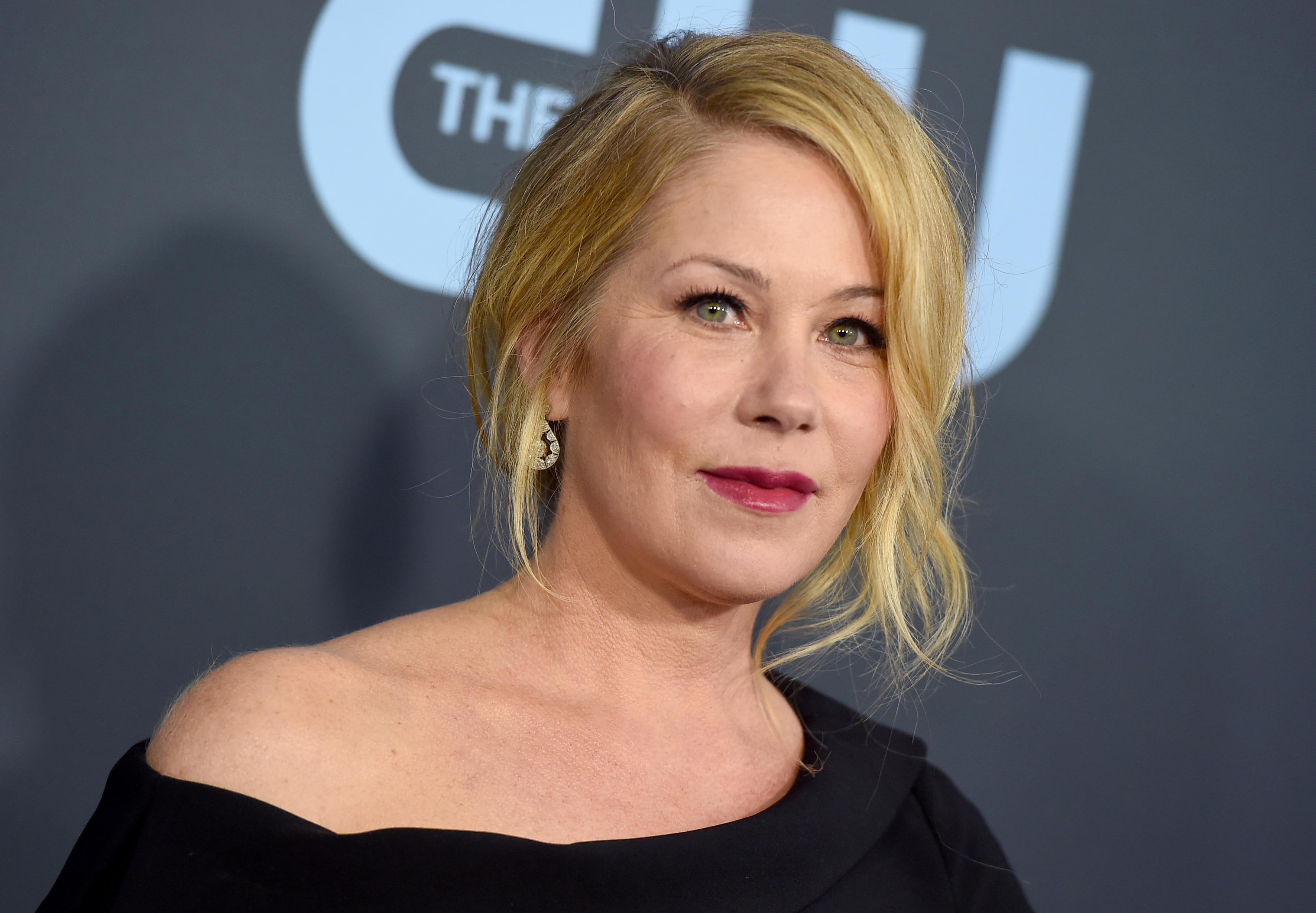 Christina Applegate says she was misdiagnosed with MS