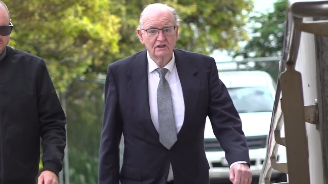 Jury to deliberate landlord's cold case murder trial
