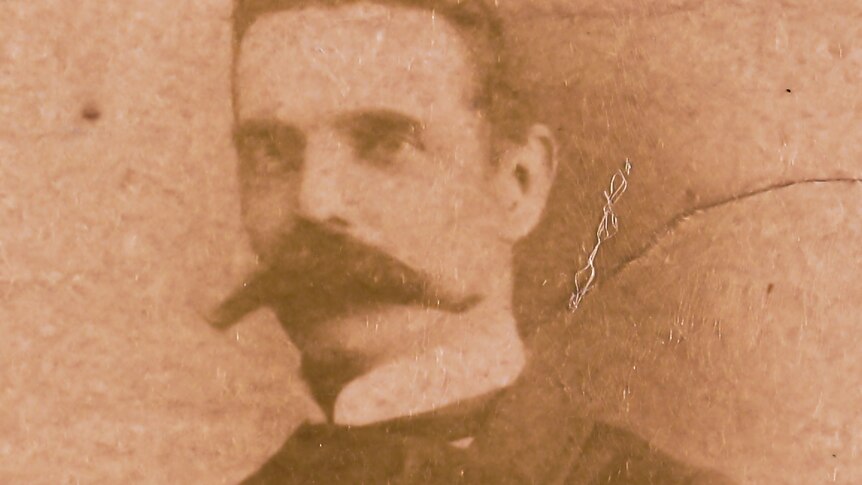 Archival photograph of Arthur Dungey, head and shoulders image