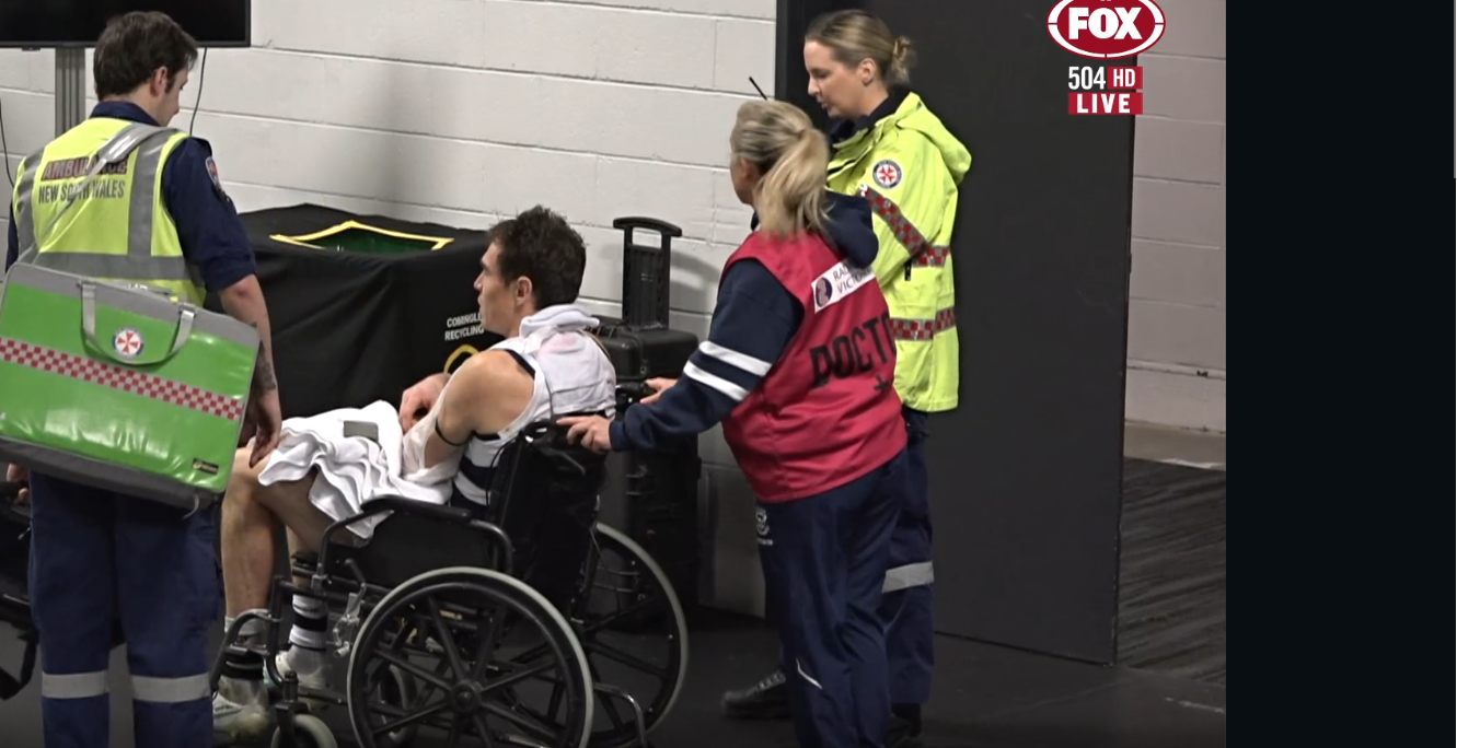 Live: Cats star Cameron taken to hospital, as Blues battle Hawks in MCG downpour