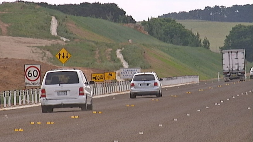 Drivers between Canberra and Yass will have a safer trip on a new section of the Barton Highway which opened today.