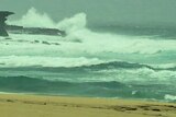 Heavy surf pounds NSW coast