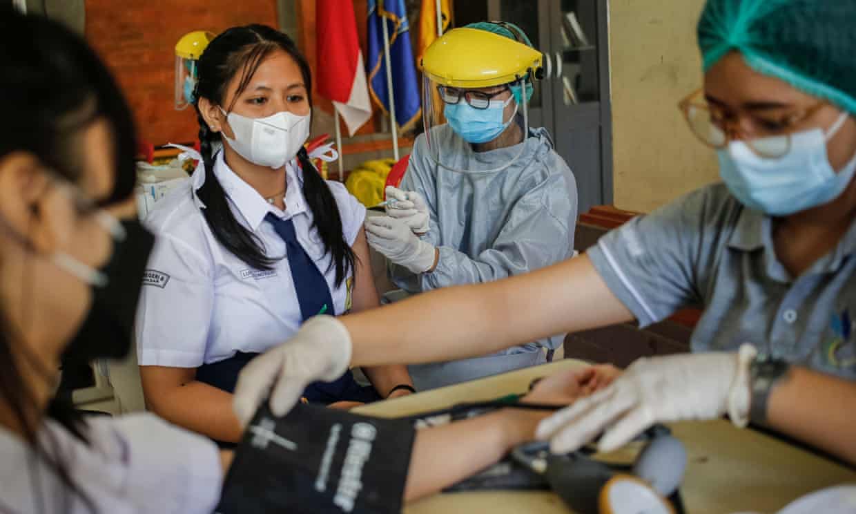 KESEHATAN MENTAL AP Remaja divaksin