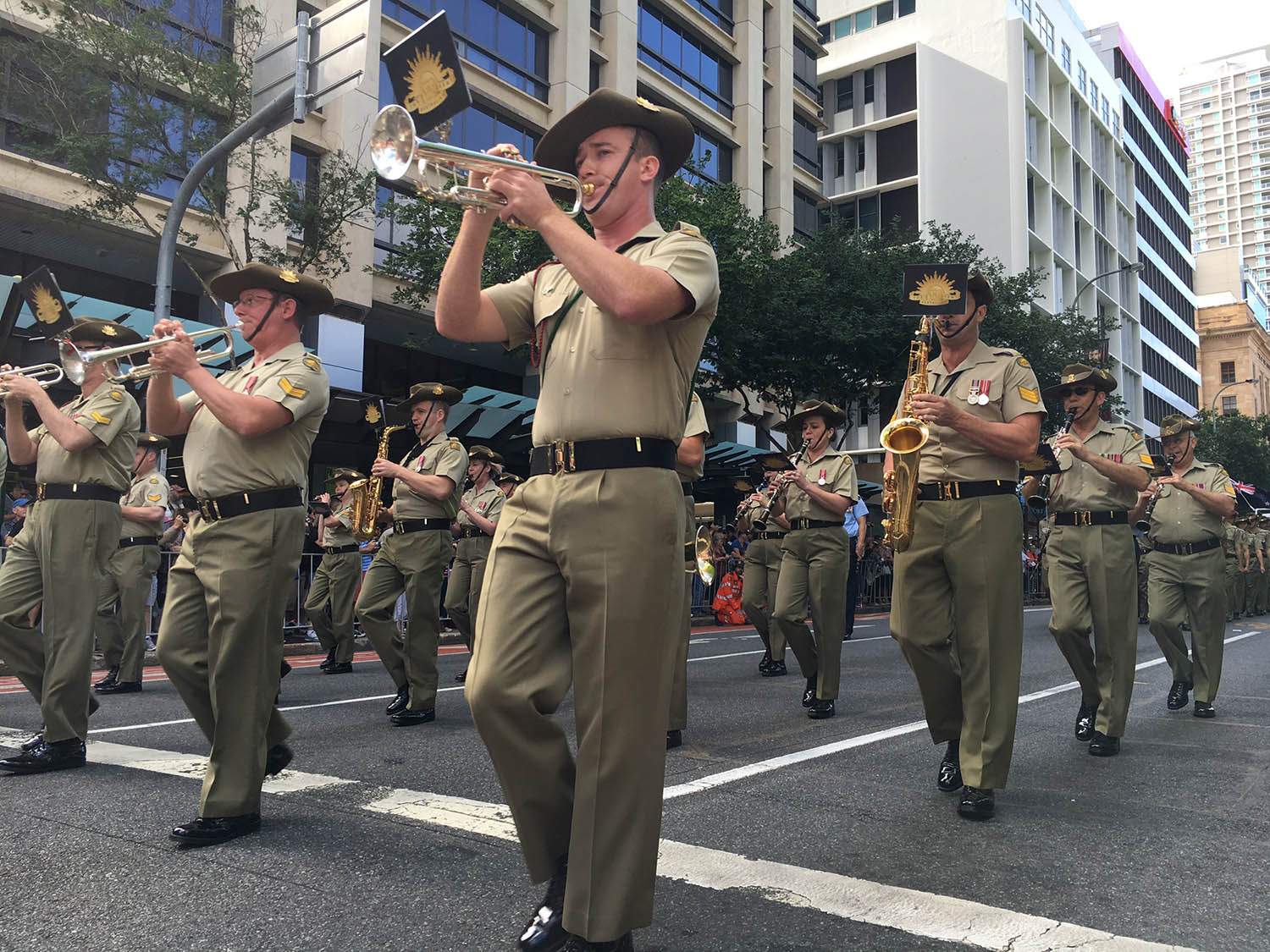 Anzac Day Centenary march wraps up in Brisbane ABC News