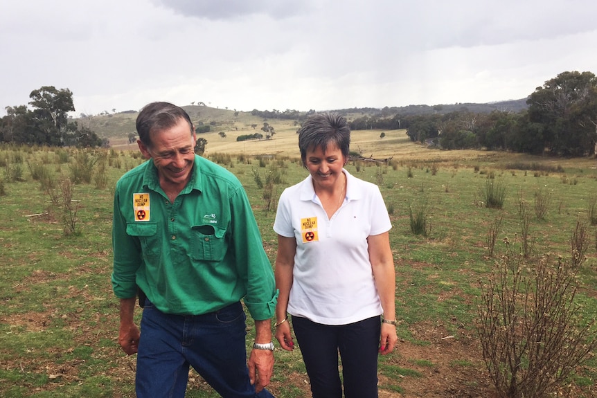 Landowners Geoff and Robyn Rayner are opposed to the nuclear waste facility at Hill End.