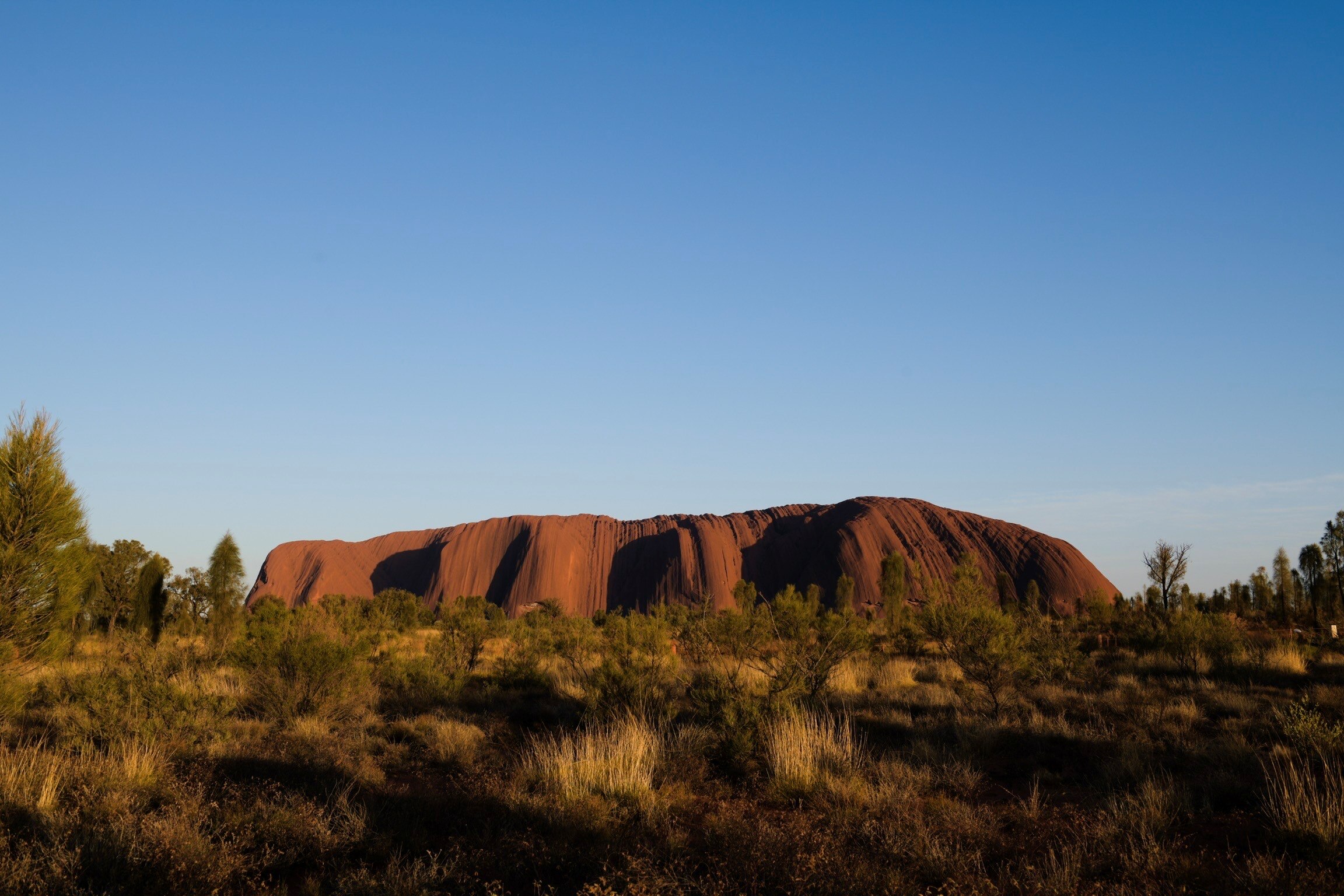 Uluru climb closes, entry fees set to rise - ABC listen