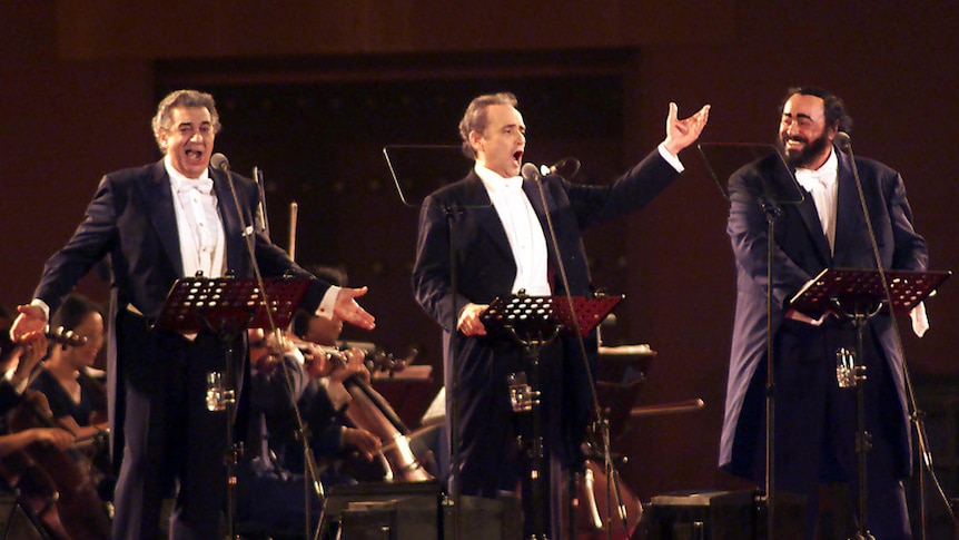 The Three Tenors performing in 2001