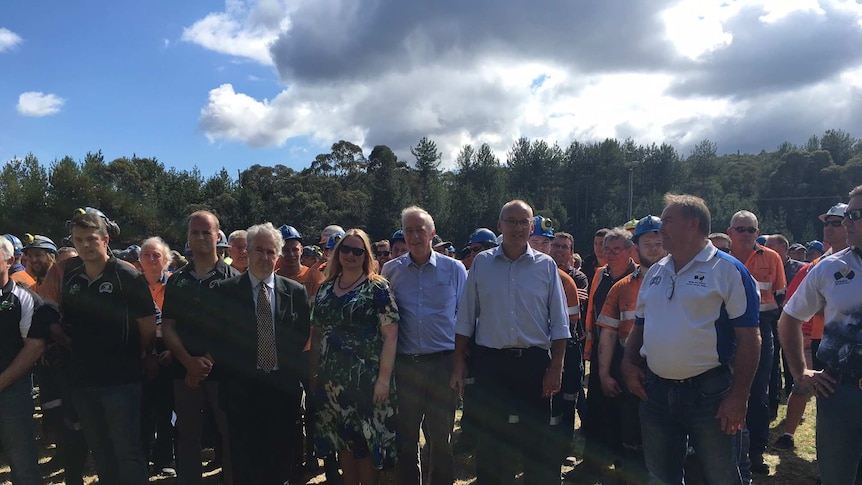 NSW Labor leader Luke Foley stands with a group of workers from the Springvale coal mine near Lithgow.