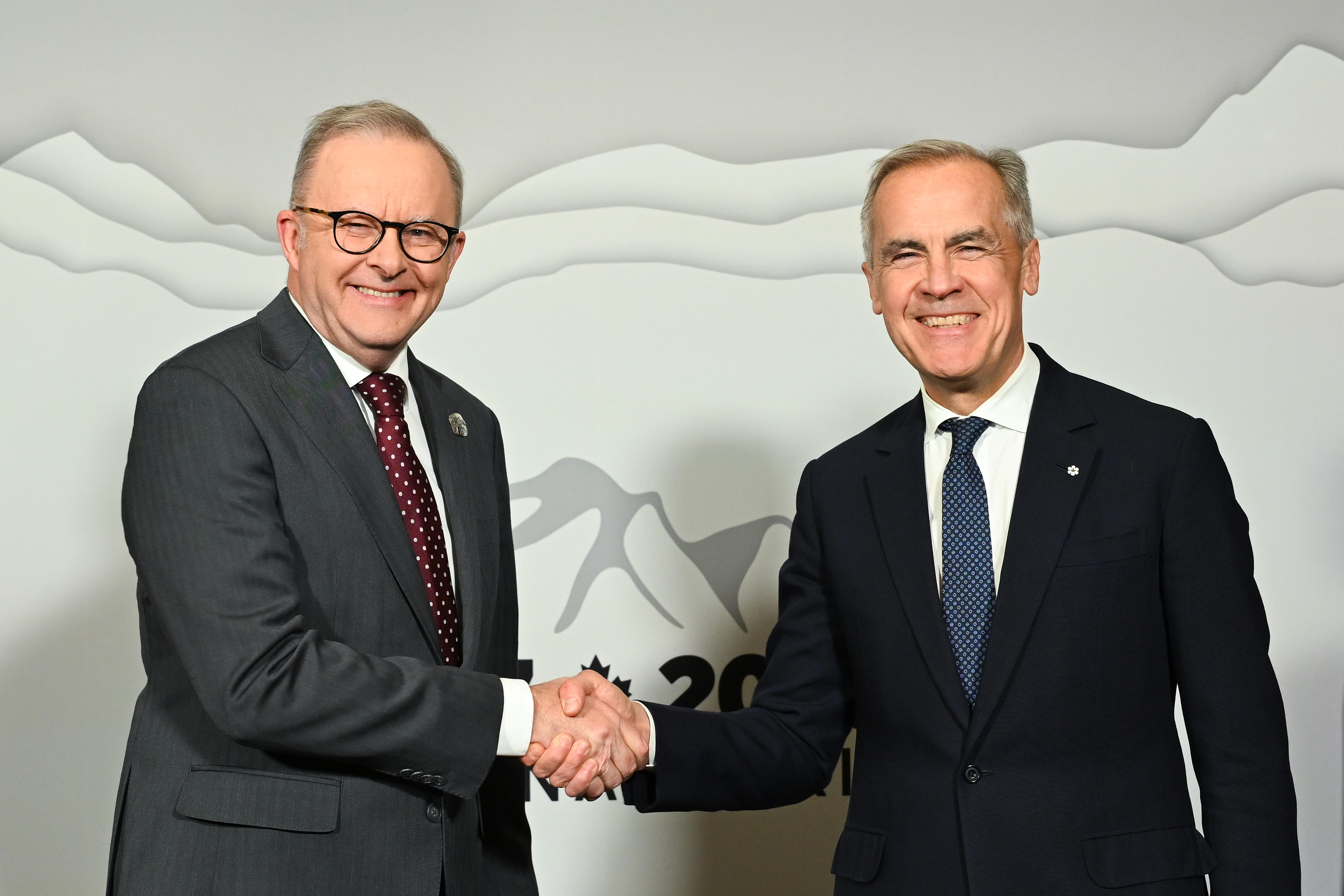 Canada's Finance Minister calls for stronger ties between 'middle powers'