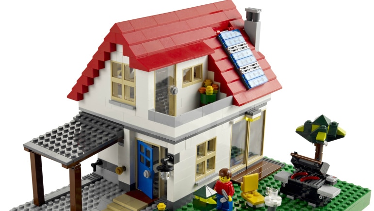 A Lego set of a home