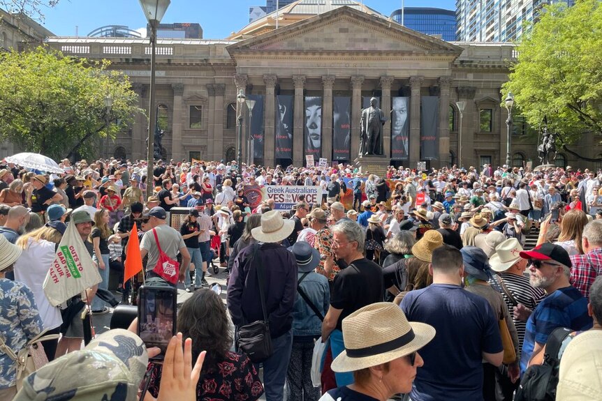 Melbourne Walk for Yes State Library