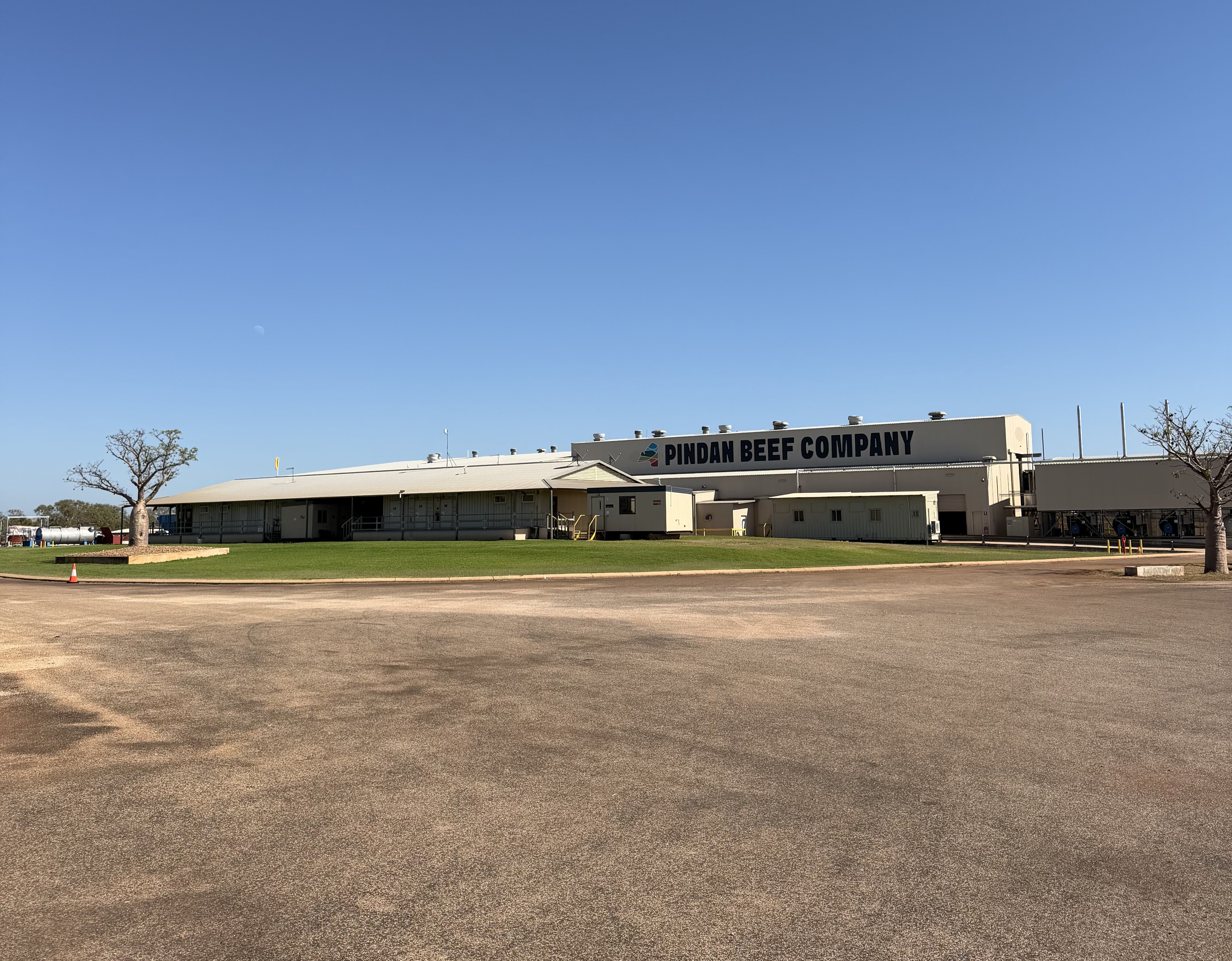 This abattoir wants to hire 60 people but just one Australian applied