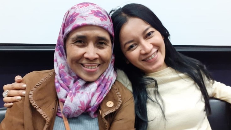 Ibu Nane Zulminarni and Vivian Idris