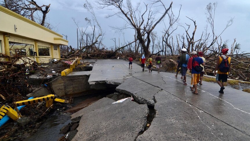 Typhoon Haiyan devastates Philippines