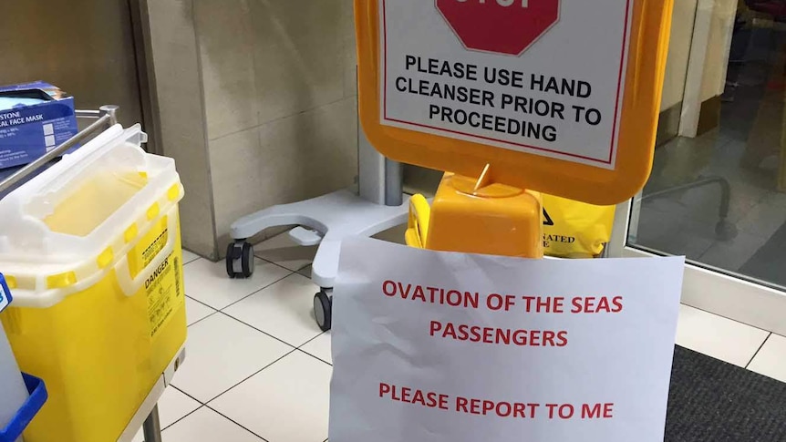 A sign at Royal Hobart Hospital directing cruise ship passengers
