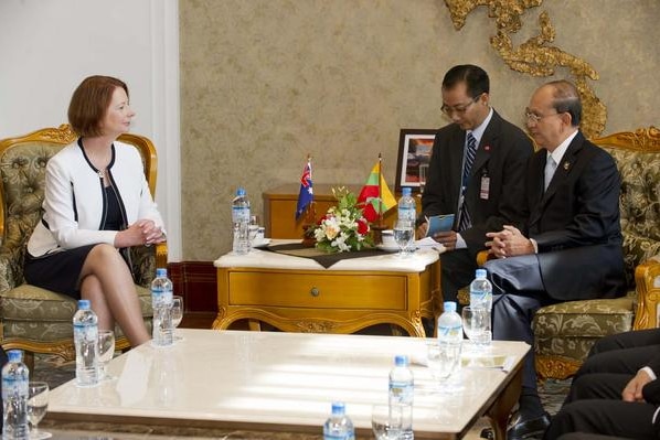 Julia Gillard meets Burmese leader