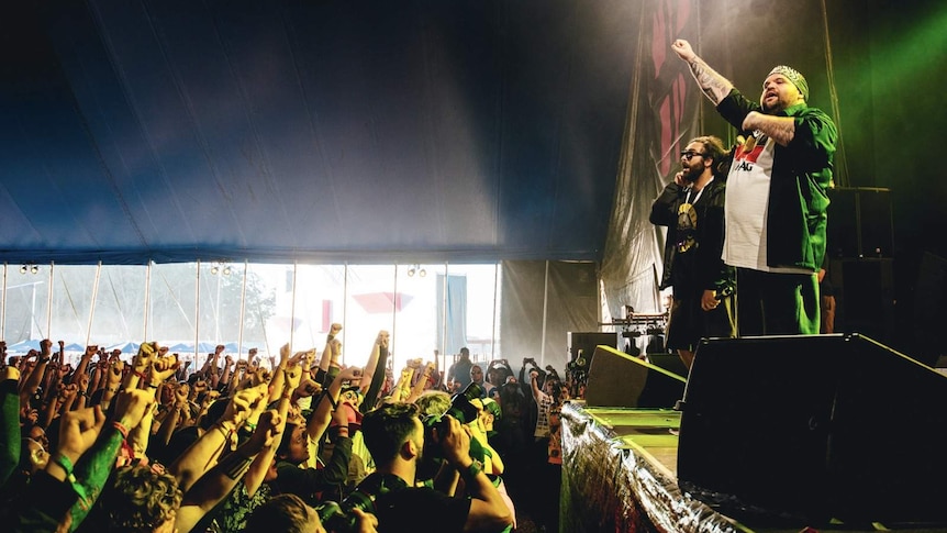 A.B. Original performing to a packed Mix Up tent at Splendour 2017