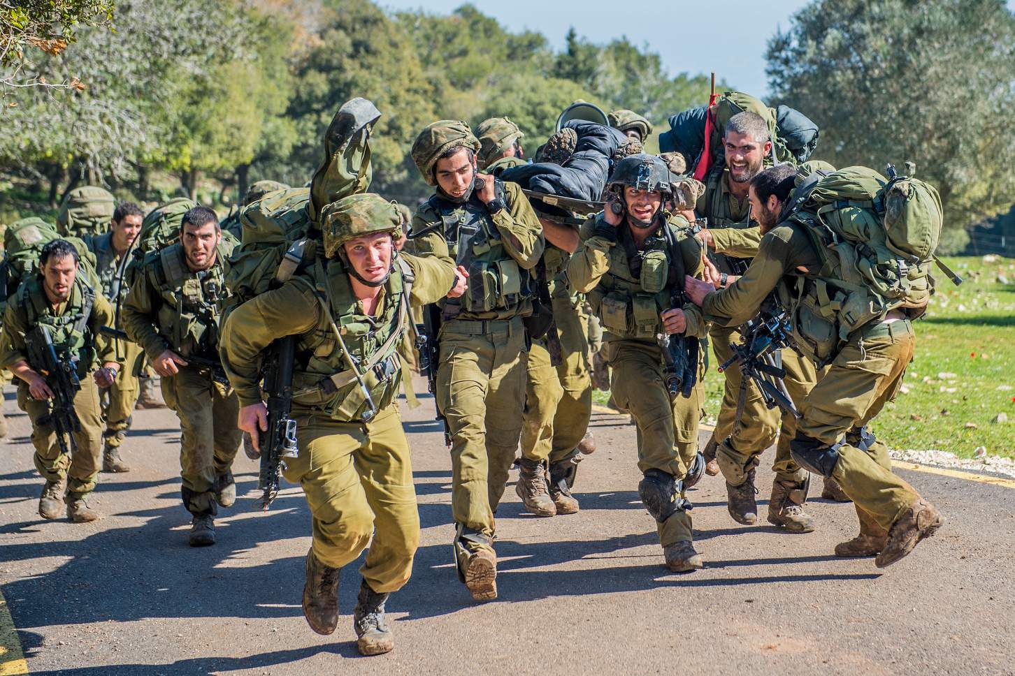 The Young Australians Walking Into A War Zone To Join The Israeli Defence Force As Lone Soldiers Abc News